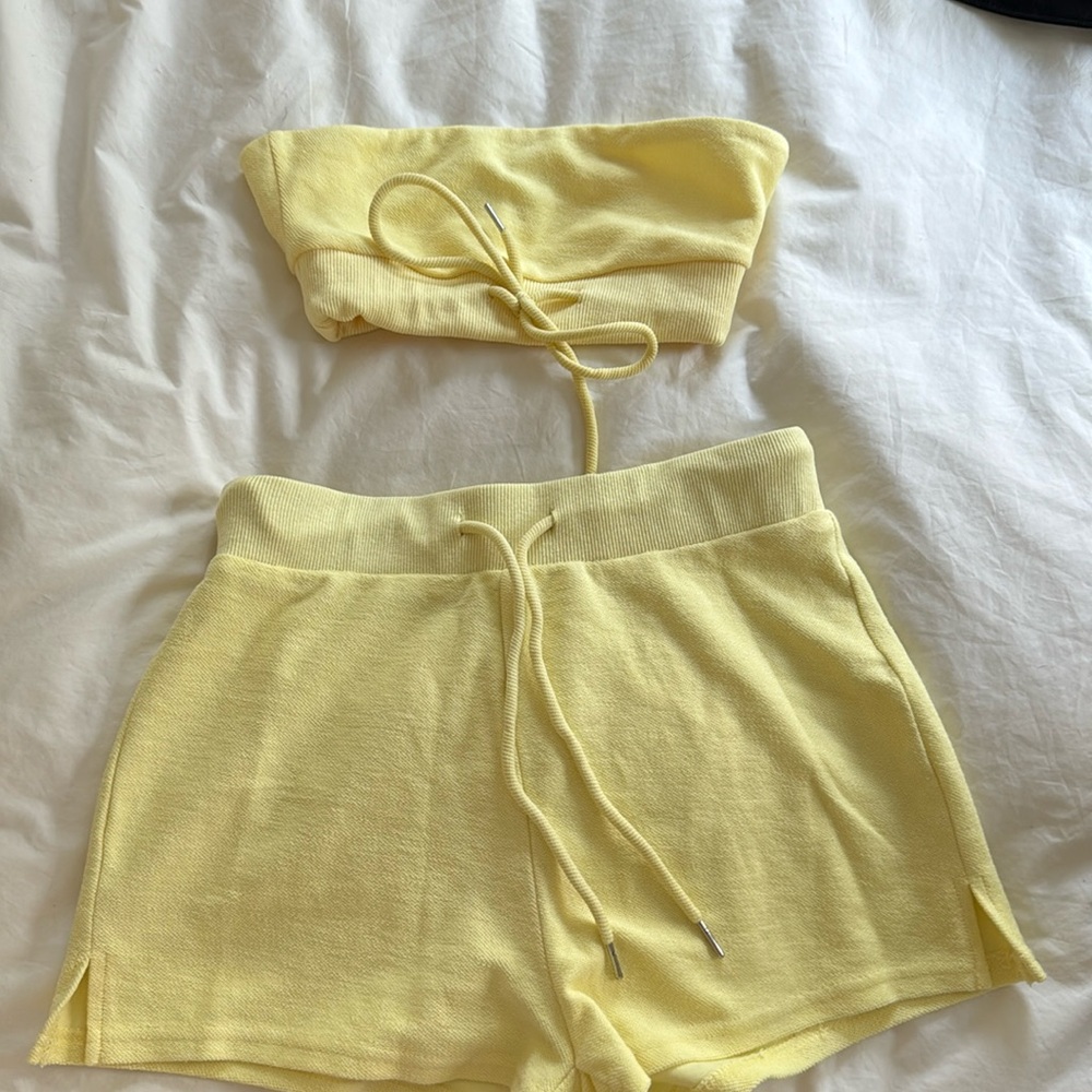 Tiger mist terry swim beach cover up set. Top is XXS and bottoms are S.